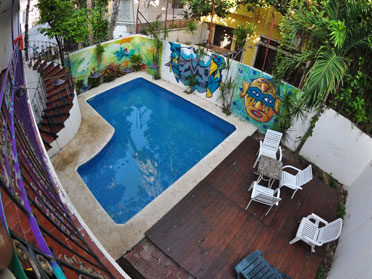 best hostels in cancun