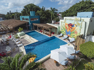 best hostels in cancun