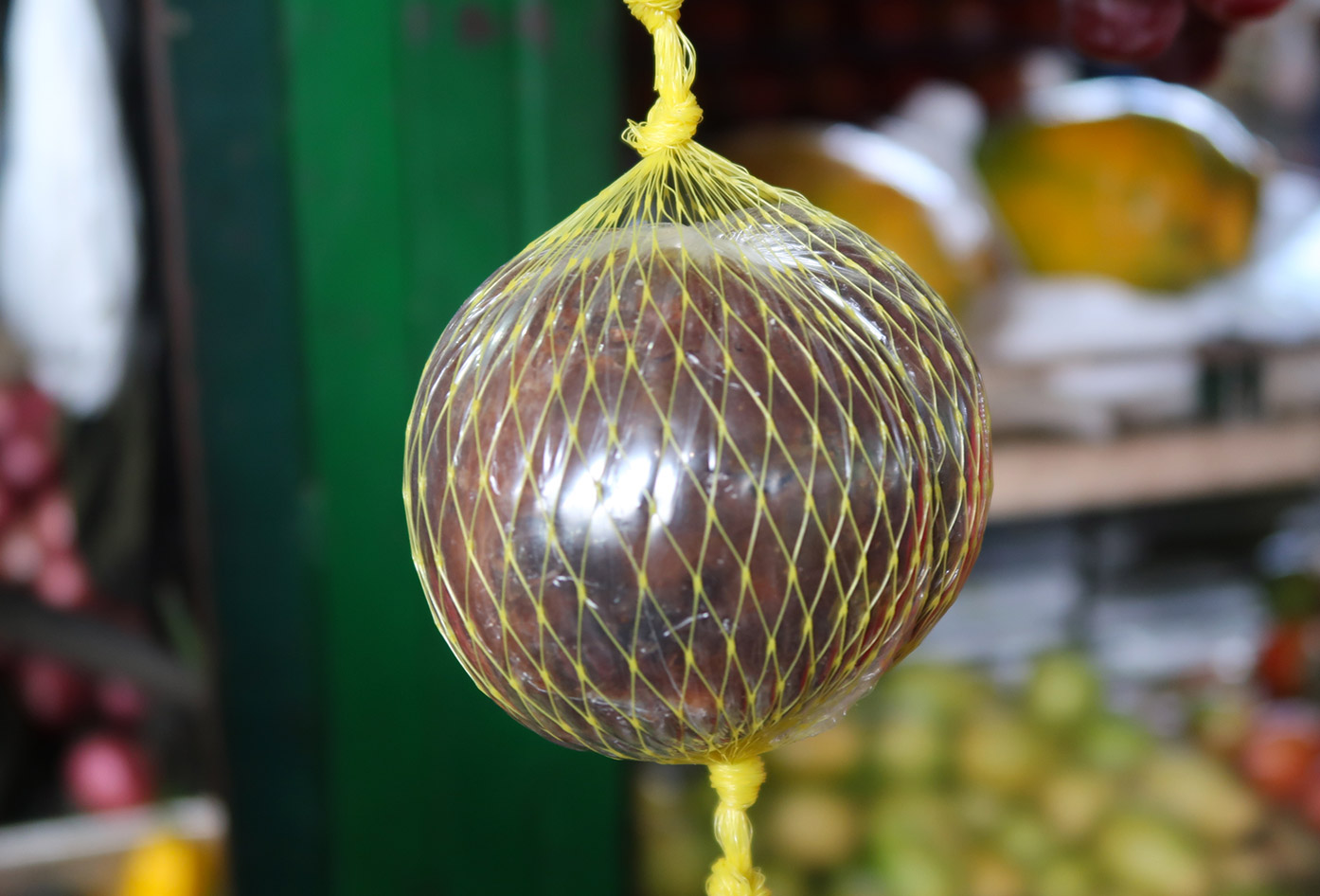 colombian fruits borojo