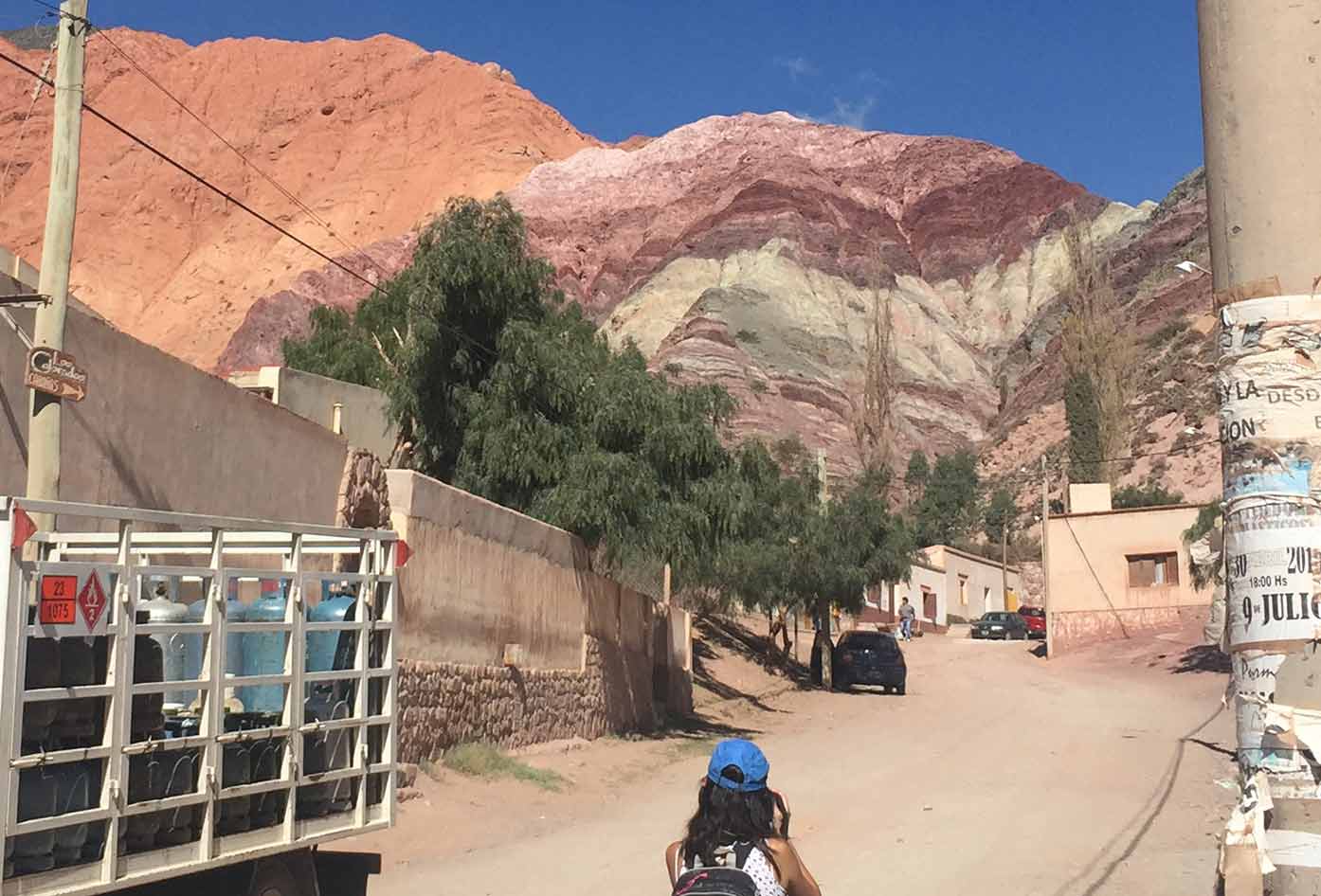 hill of seven colors