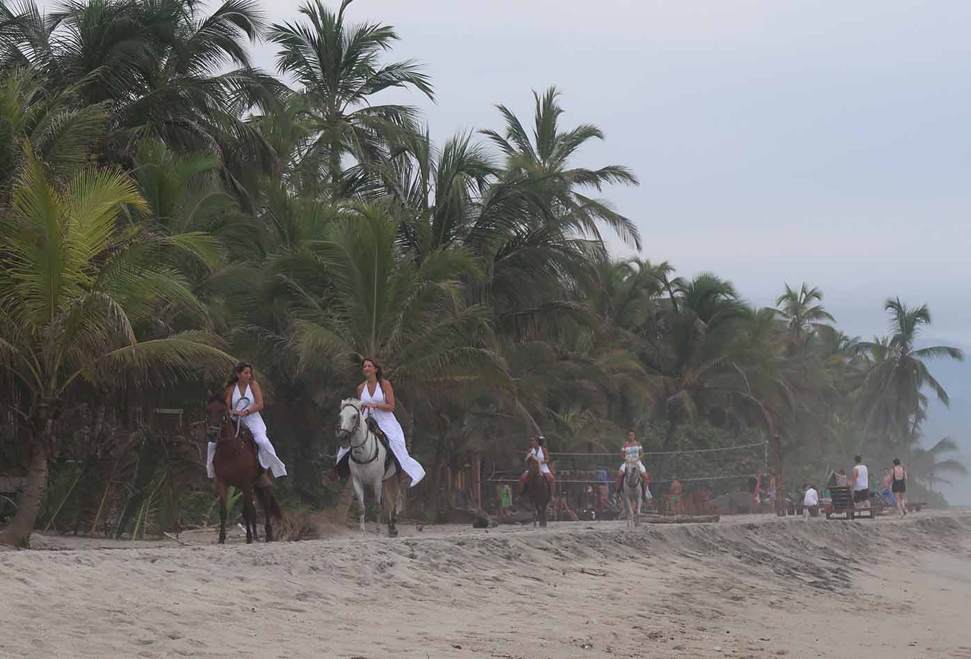 horse ride costeno beach