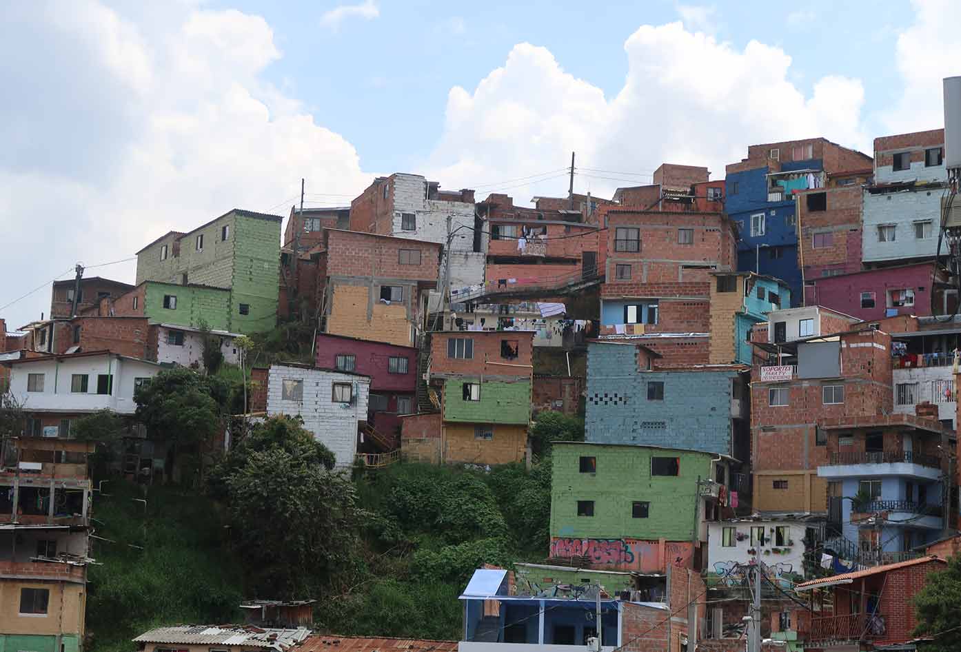 comuna 13 housing