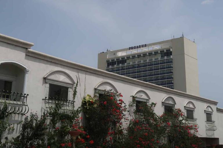 Is Kingston, Jamaica Safe? 2023 (How to Avoid Danger)