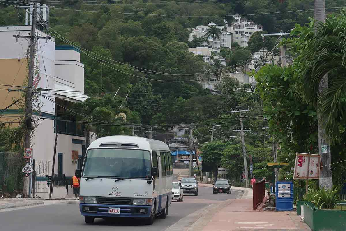 kingston to ocho rios