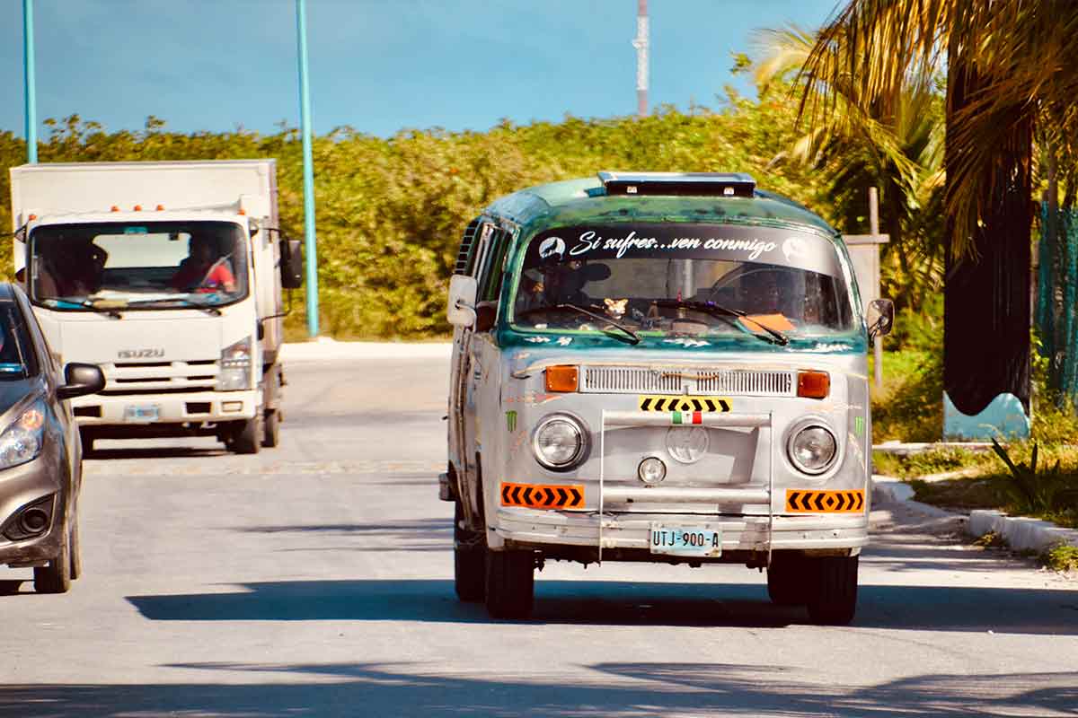 driving costa maya mexico