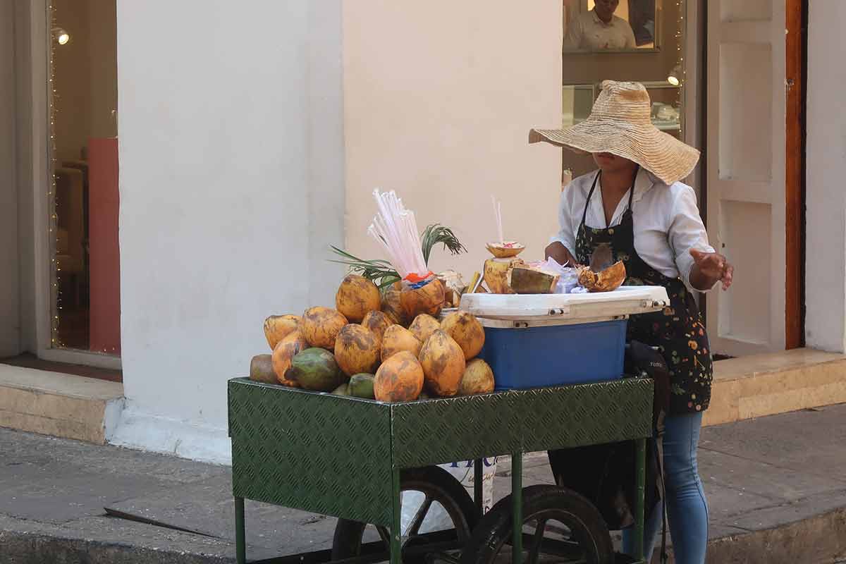 street food tour cartagena