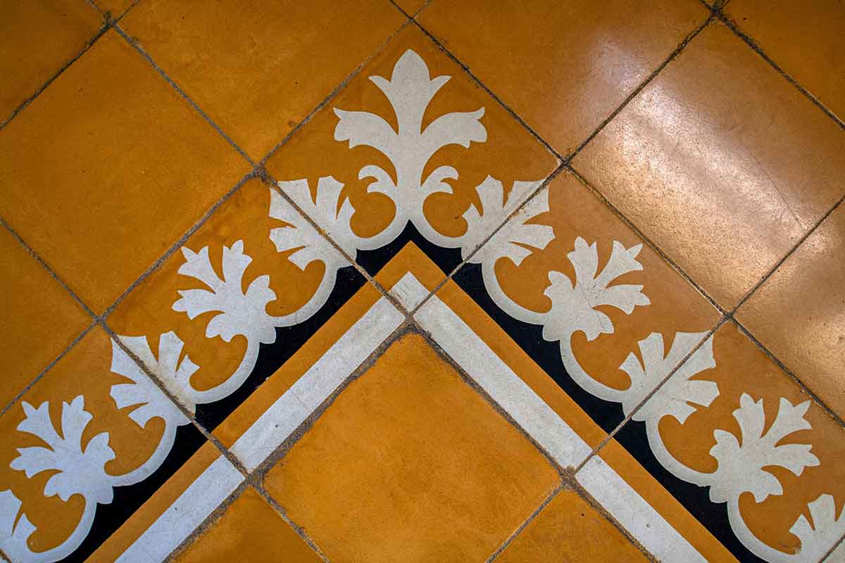 mazatlan hotel features tiles