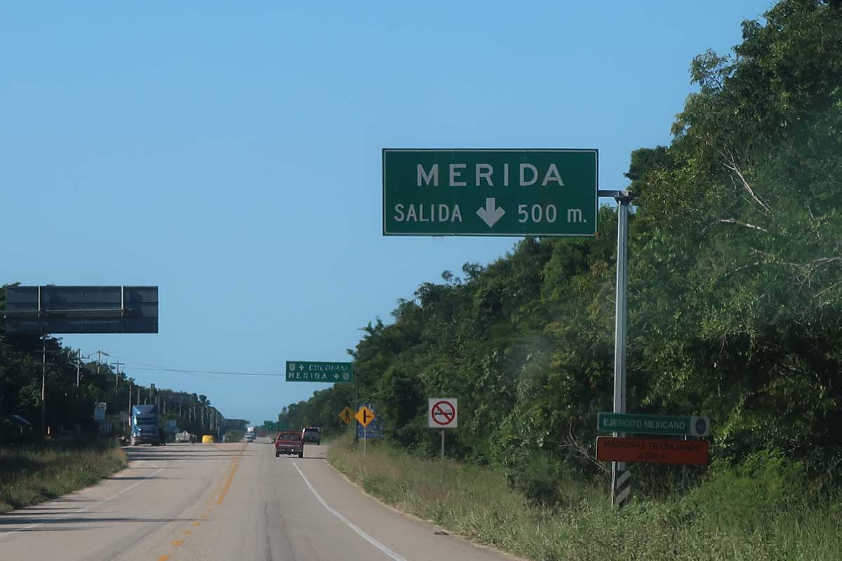 ado bus road to merida mexico