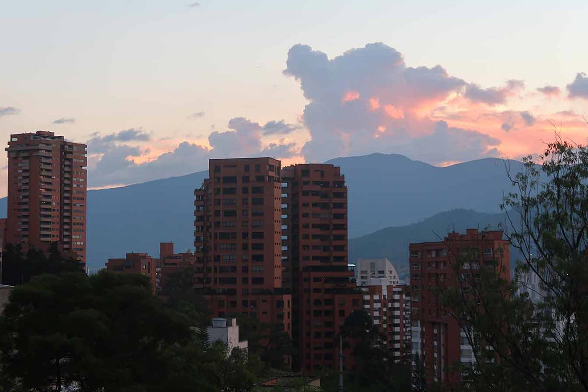 medellin colombia at night